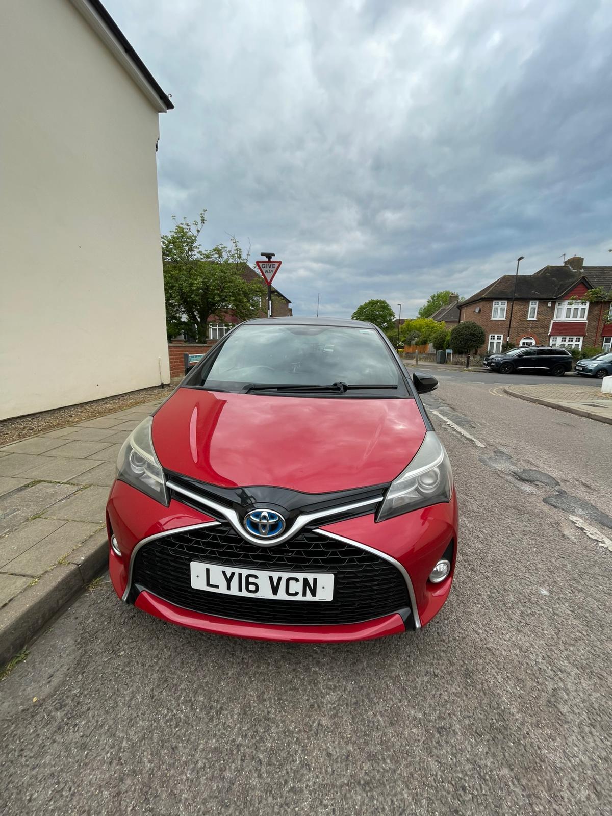 Yaris Automatic 2016