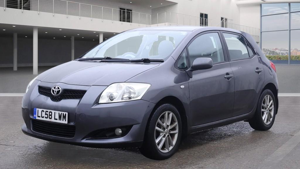 TOYOTA AURIS 1.6 VVTI TR MM Hatchback