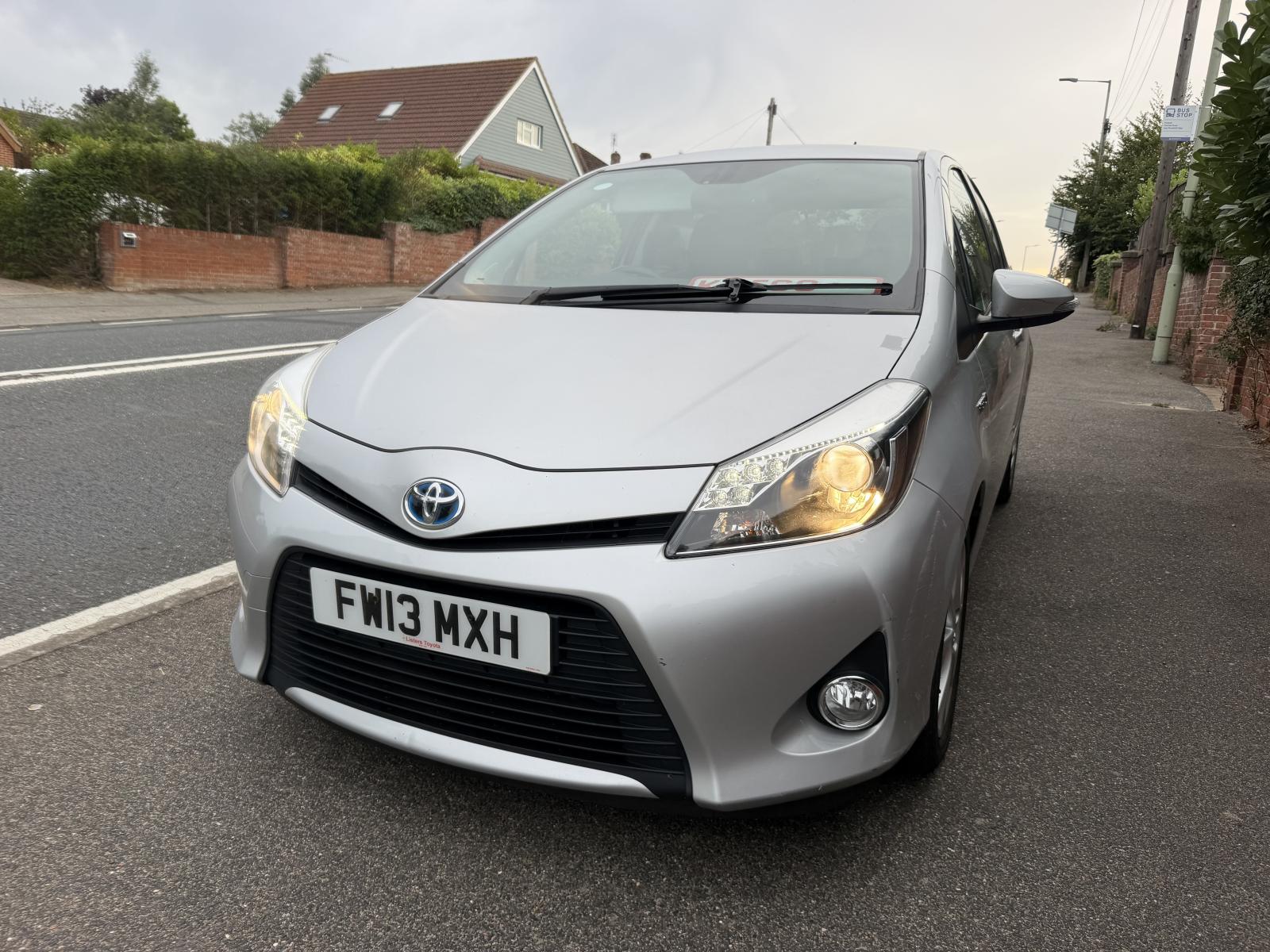 Toyota Yaris Hybrid