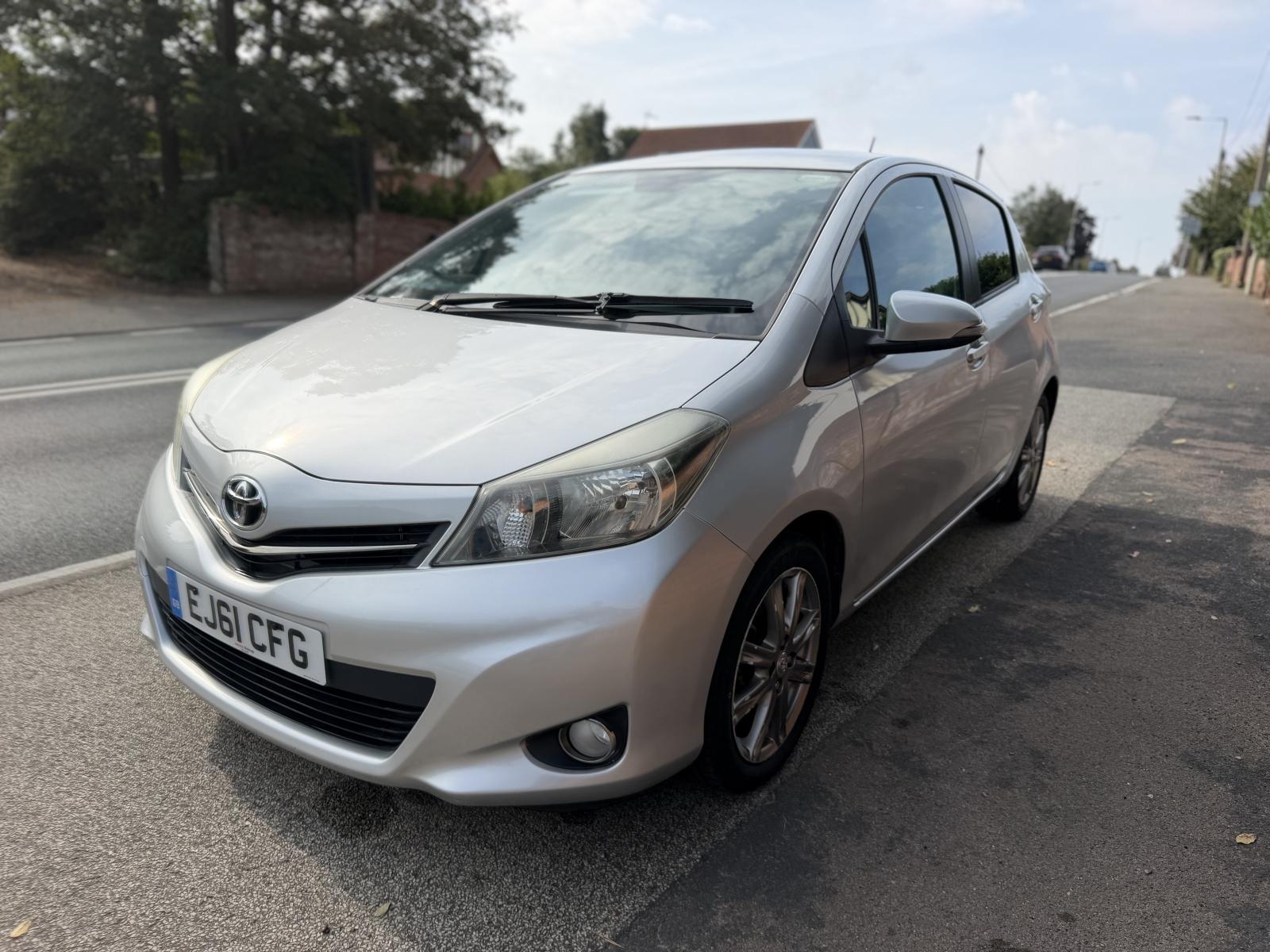Yaris Automatic 2012 SR